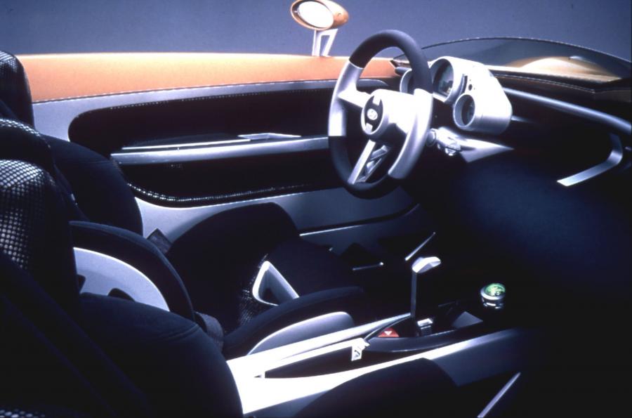 Hyundai Neos Concept 2000 года  (фото 5 из 7)